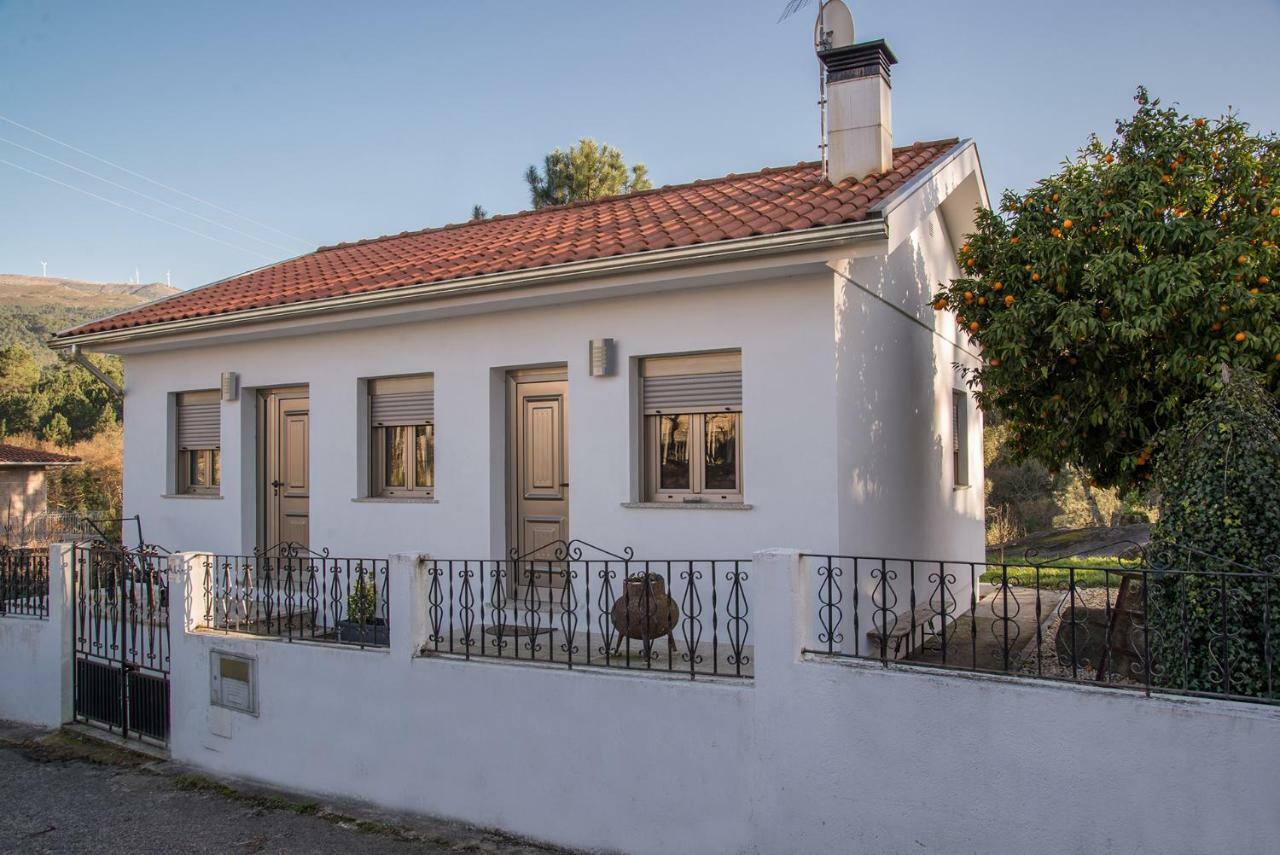 فيلا Casa Do Penedo Tangil المظهر الخارجي الصورة